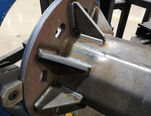 CMC Роботная сварочная машина для основной пластины и фланца