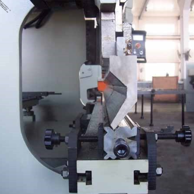 Пресс тормозные инструментальные удар и набор штамповки для CNC гидравлической машины для изгиба
