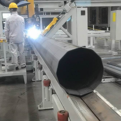 Машина сварки с закрытым полюсом CNC с погруженной дугой Продольная прямая шва сварка для 12000 мм сверхдлинного светового полюса и 1 человека Простая операция