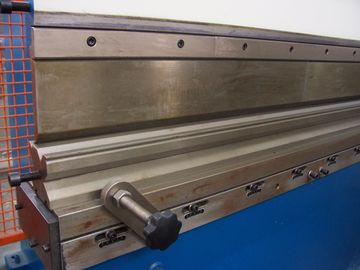 Изготовленный на заказ tooling тормоза давления гибочной машины листа для шкафа пульта управления